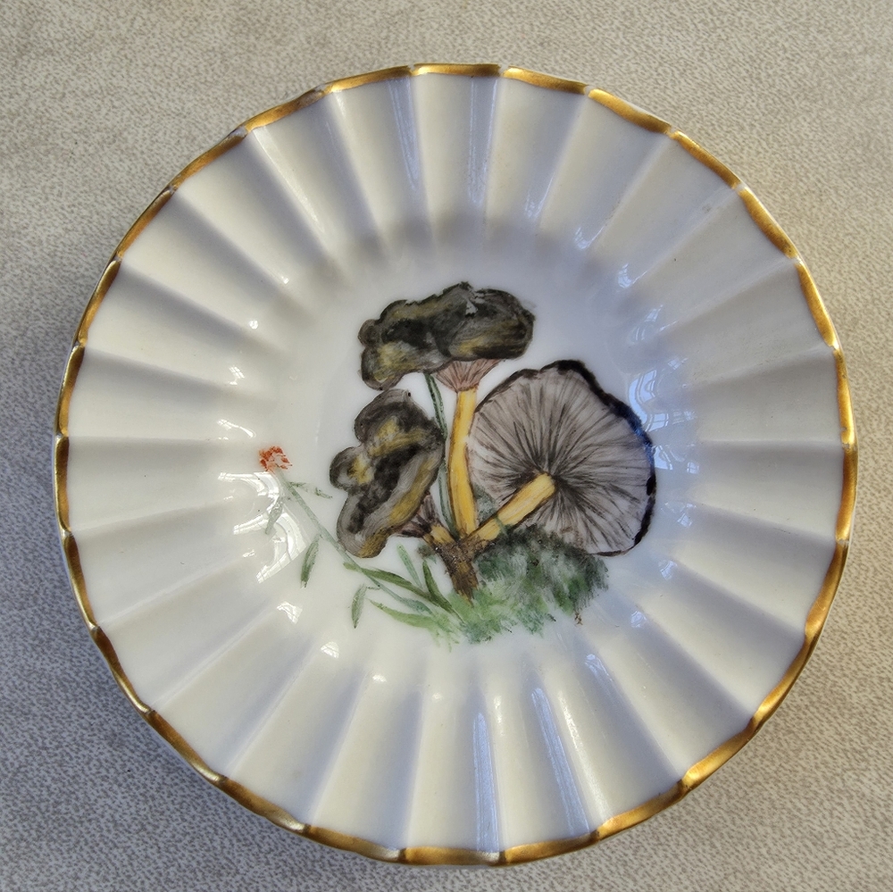 Hand-painted plate/Fine china/trinket dish/ painted mushroom/scalloped rim/gold
